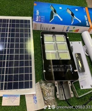 den-duong-led-nang-luong-mat-troi-300w