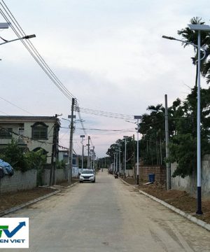 den-duong-nang-luong-mat-troi-500w-ma-moi-sang-xuyen-dem-gbc-500