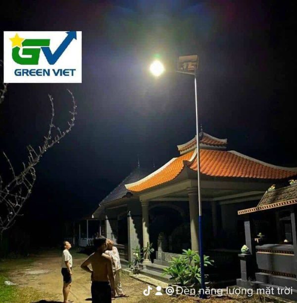 den-duong-100w-sieu-sang-den-nang-luong-mat-troi-solar-light