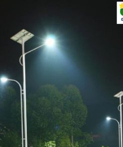 den-nang-luong-mat-troi-cao-cap-300w-zl300-lap-duong-giao-thong-va-vila