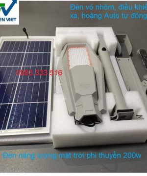 den-nang-luong-mat-troi-phi-thuyen-200w-chieu-80m2-san-ma-dpt200