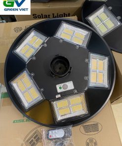 den-tru-nang-luong-mat-troi-500w-tufo-anh-sang-vang