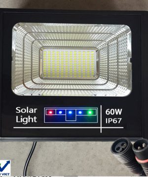 den-pha-led-nang-luong-mat-troi-60w-den-solar-light-lap-trong-nha-8060