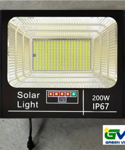 den-pha-nang-luong-mat-troi-200w-pnl200-lap-trong-nha