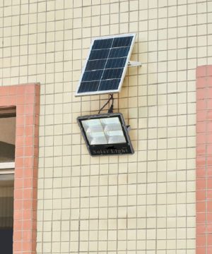 den-nang-luong-mat-troi-100w-den-cao-cap-tsn-100a