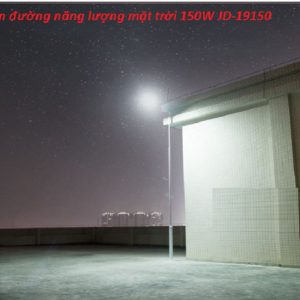 den-duong-nang-luong-mat-troi-150w-jd-19150-va-san-vuon