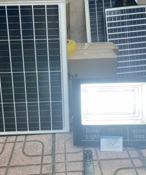 den-nang-luong-mat-troi-loai-lon-500w-den-pha-cao-cap-p-500a1