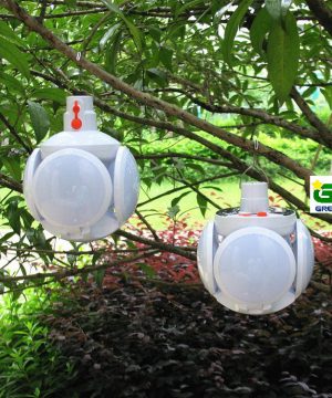 den-bup-nang-luong-mat-troi-4-canh-5-bong-dp42-hinh-trai-bong-dung-thap-sang-trang-tri-ngoai-troi