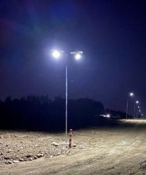 den-pha-nang-luong-mat-troi-sieu-sang-300w-moi-thang-8-n2023