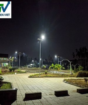 den-duong-nang-luong-mat-troi-200w-mau-moi-sieu-sang-zl-200w