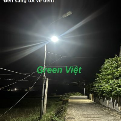 den-nang-luong-mat-troi-400w-san-vuon-duong-di-dcd-400w