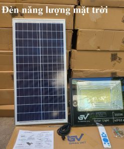 den-nang-luong-mat-troi-cao-cap-300w-pha-lap-cong-trinh-pnl-10300