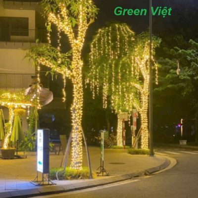 den-nhay-led-trang-tri-cay-thong-noel-dai-15m-voi-100-bong-led-hinh-qua-cau-pha-le-cuc-dep-sv35