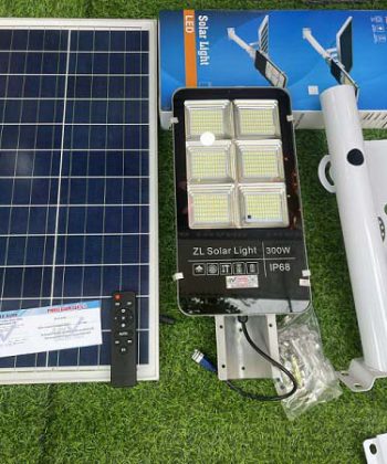 den-duong-nang-luong-mat-troi-300w-chong-nuoc-ip68-bc68