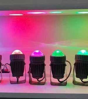 den-roi-hat-trang-tri-cay-nhieu-mau-rgb-10w