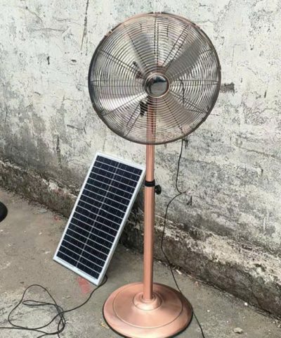 quat-cay-nang-luong-mat-troi-qcv08