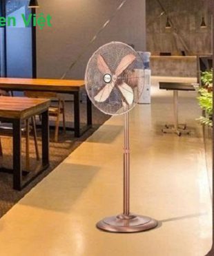 quat-cay-nang-luong-mat-troi-qcv08