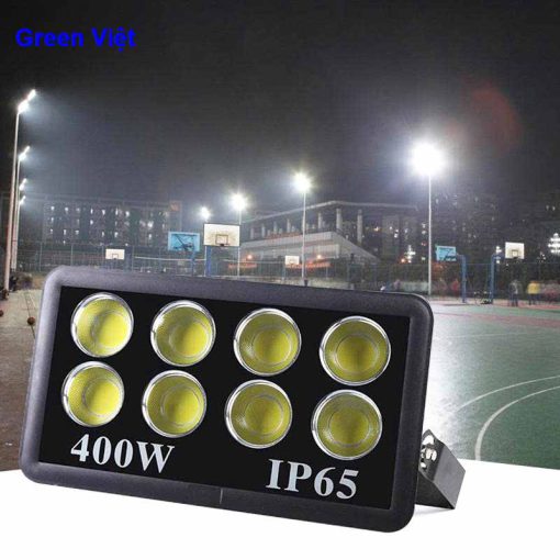 den-pha-led-500w-lap-san-bong-da-nha-kho-cao-cap