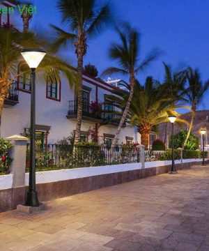 cot-den-san-vuon-nang-luong-mat-troi-cv-1014