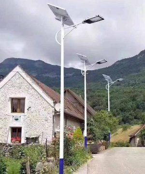 den-ban-chai-nang-luong-mat-troi-500w-cp500