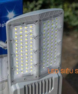 den-led-nang-luong-mat-troi-pbc-500w-chieu-sang