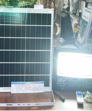 den-pha-led-nang-luong-mat-troi-100w-pl100-green-viet