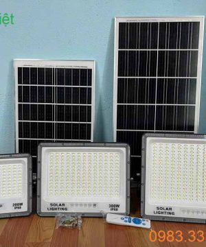 den-pha-led-nang-luong-mat-troi-200w-p-200