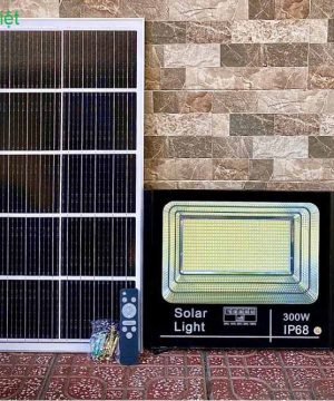 den-pha-nang-luong-mat-troi-roi-khong-co-tam-pin