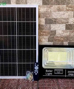 den-pha-nang-luong-mat-troi-roi-khong-co-tam-pin