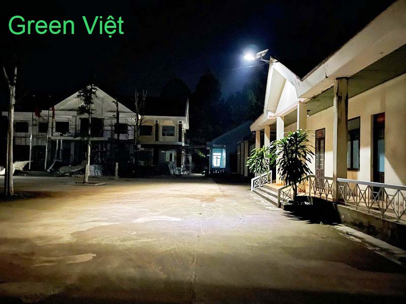 Đèn Năng Lượng Mặt Trời cao cấp 1000W den-duong-nang-luong-mat-troi-1000w-g-zl1000-cao-cap