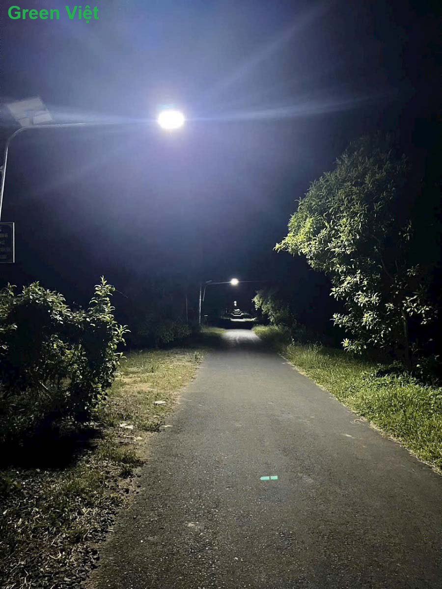 den-duong-nang-luong-mat-troi-sieu-sang100w-den-duong-salar-light-j100-02