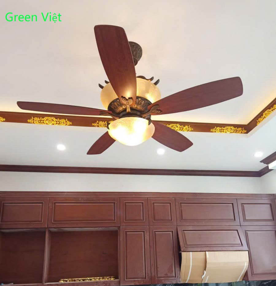 quat-tran-den-nha-giau-villa