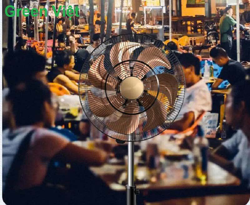 Quạt Cây Năng Lượng Mặt Trời