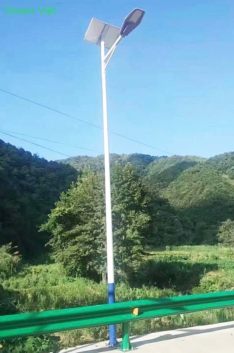 Đèn năng lượng mặt trời Phi Thuyền den-nang-luong-mat-troi-600w-ptv-600-lap-san-vuon