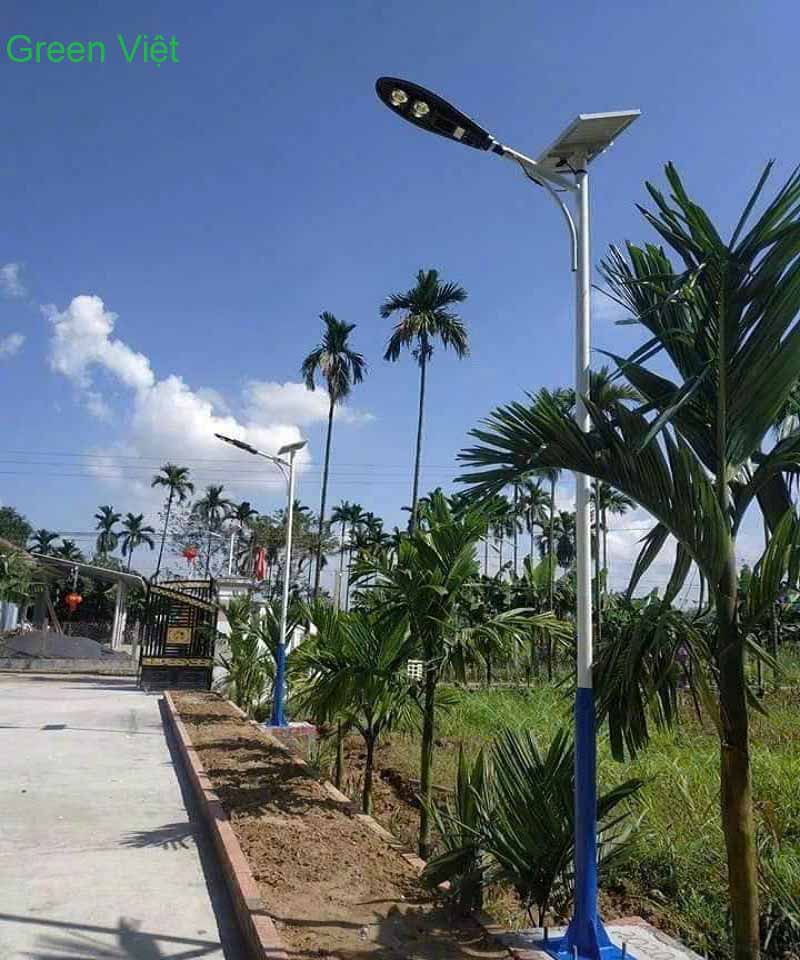 Đèn Năng Lượng Mặt Trời den-nang-luong-mat-troi-ltl-100-100w-cao-cap