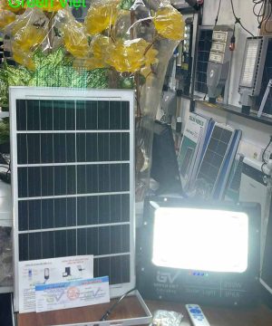 gia-den-pha-nang-luong-mat-troi-green-viet-moi-2026