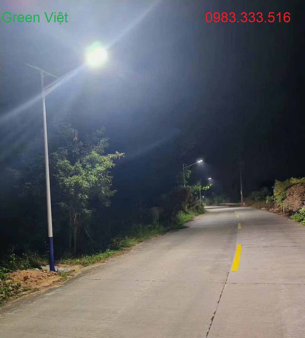 den-led-nang-luong-mat-troi-bc-500w-mat-ngoc