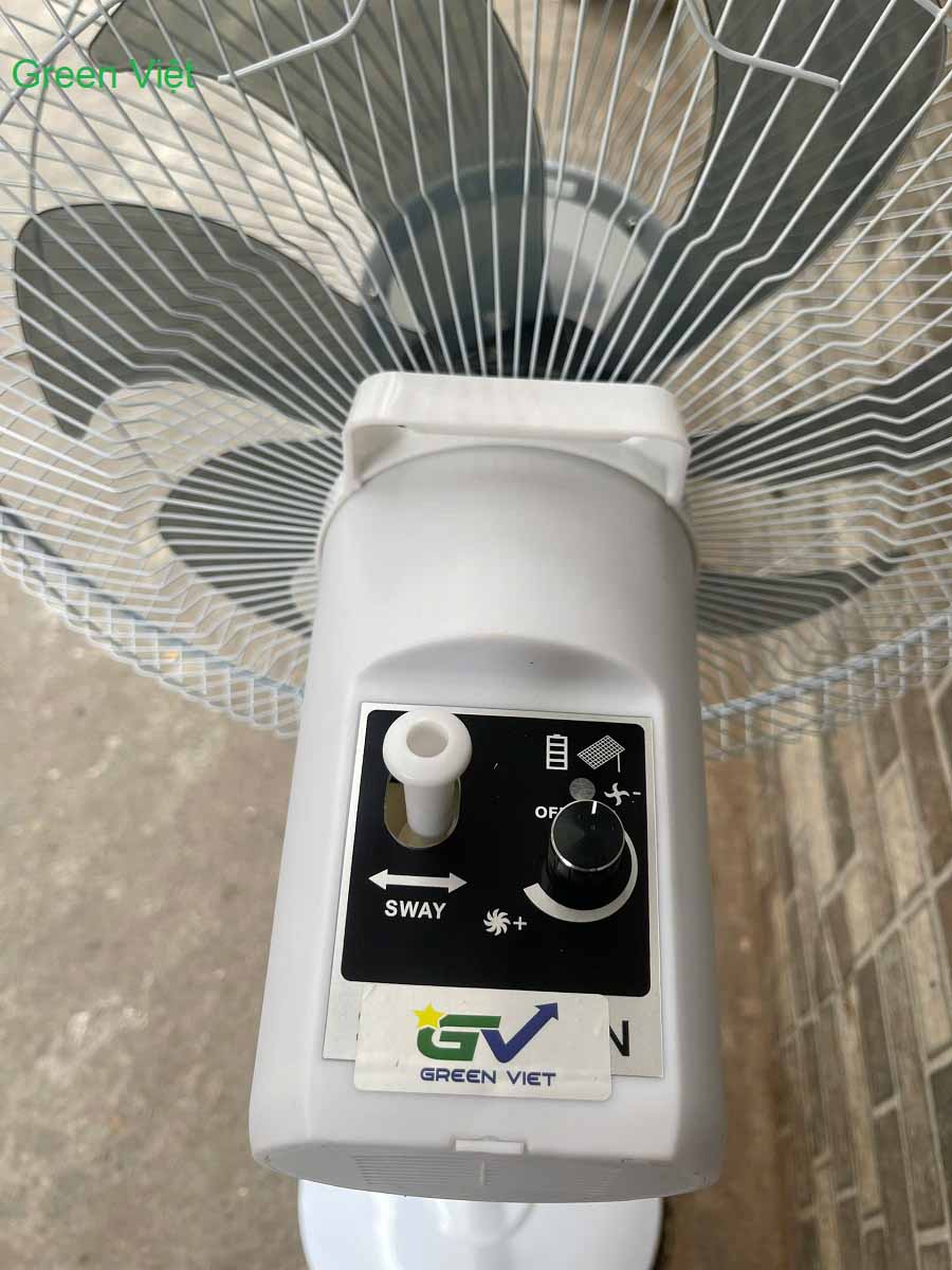 Quạt Cây Năng Lượng Mặt Trời