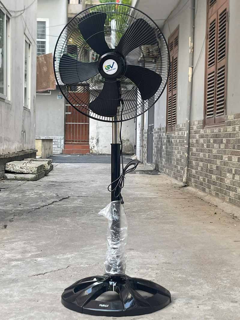 Quạt đứng công nghiệp quat-dung-cong-nghiep-dv18